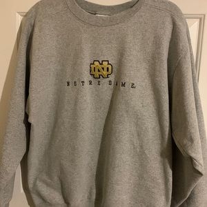Vintage embroidered Notre Dame Sweatshirt